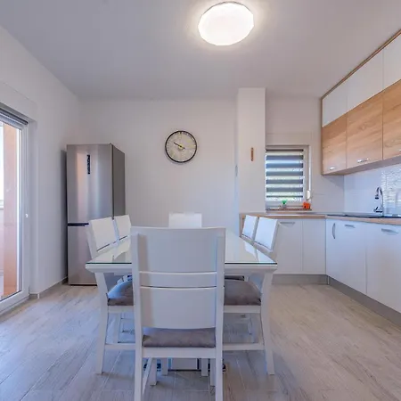Amazing In With Wifi&2 Bedrooms Appartement *