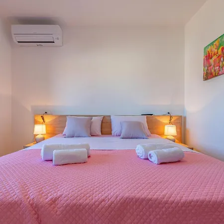 In With Kitchen Appartement *