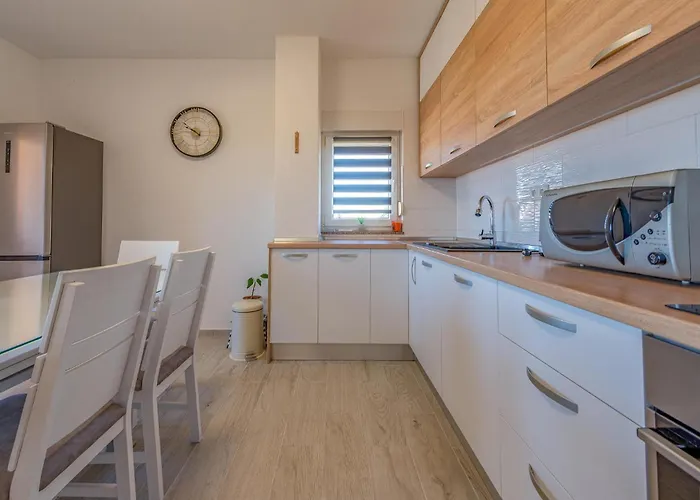 In With Kitchen *
