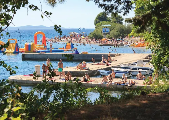 דירה In With Kitchen זאדאר